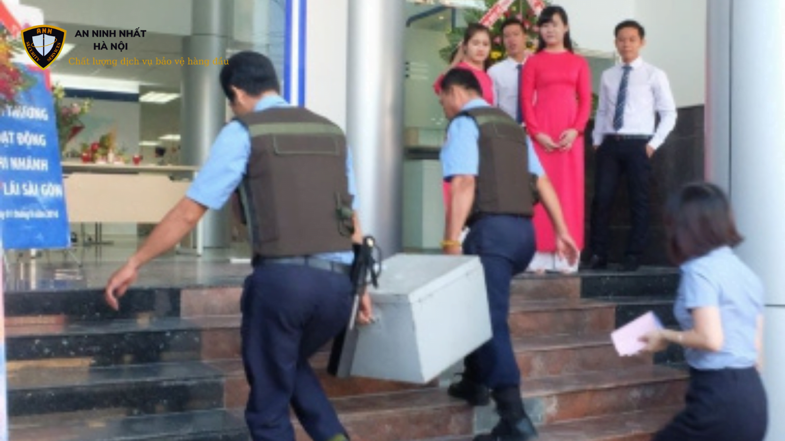 Dịch vụ bảo vệ ngân hàng