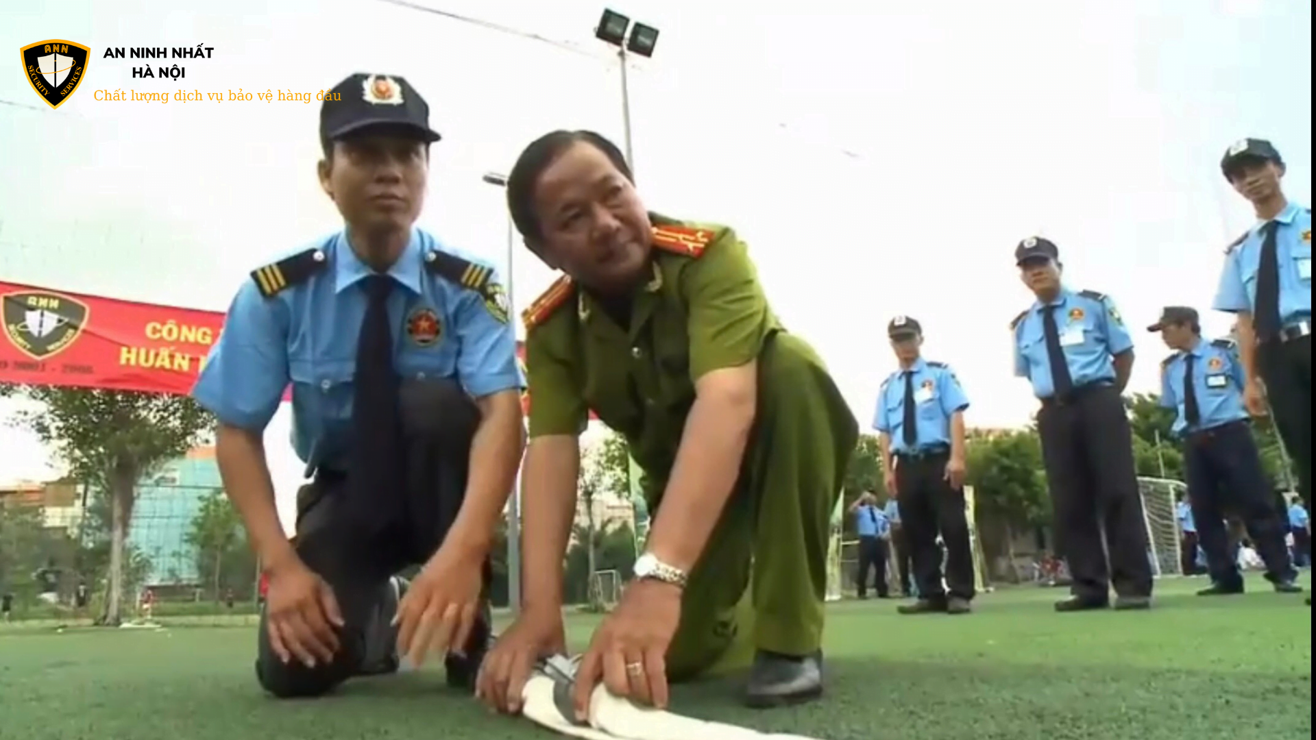 Công tác huấn luyện