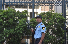 Dịch vụ bảo vệ trường học
