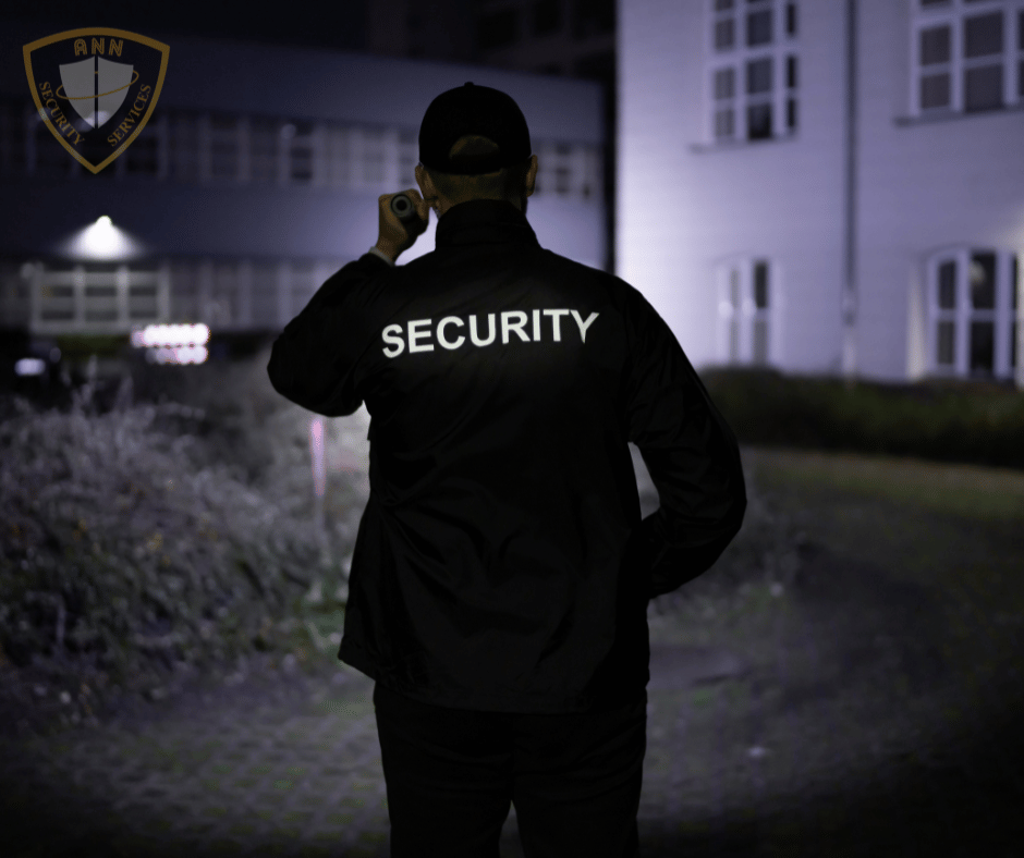 Bảo Vệ Trực Ca Đêm Có Thể Đối Mặt Với Những Khó Khăn Gì?