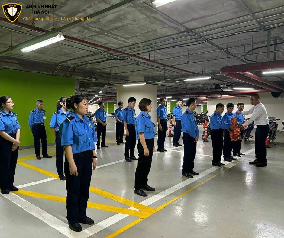 Thuê bảo vệ chuyên nghiệp ở quận Long Biên, Hà Nội uy tín 2024