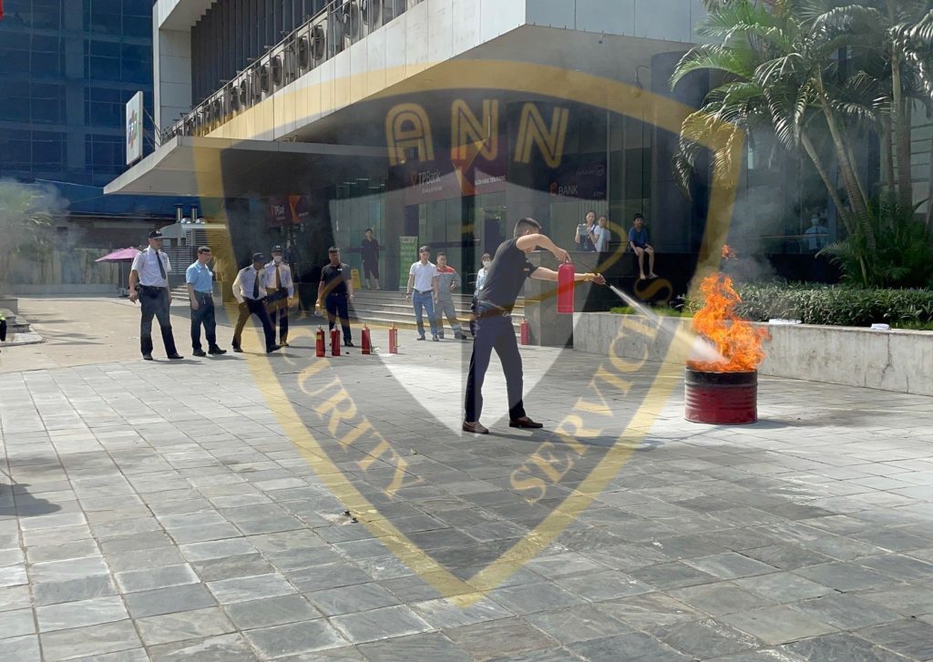 Tìm thuê dịch vụ bảo vệ uy tín ở đâu?